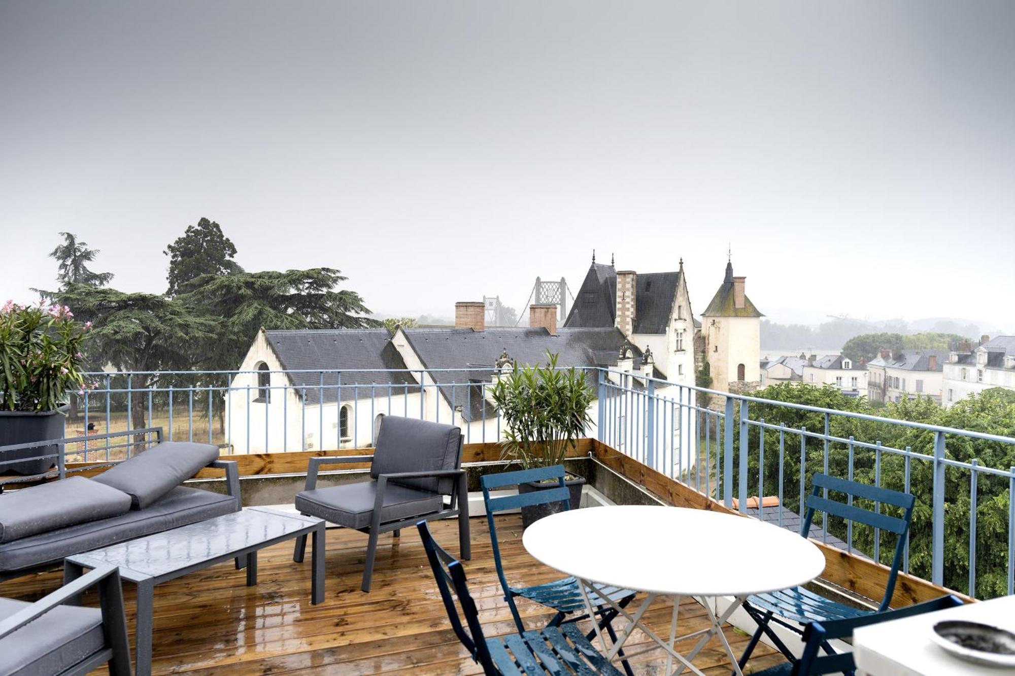 Grand Gite Terrasse Vue Loire Et Chateau D'Ансени Екстериор снимка